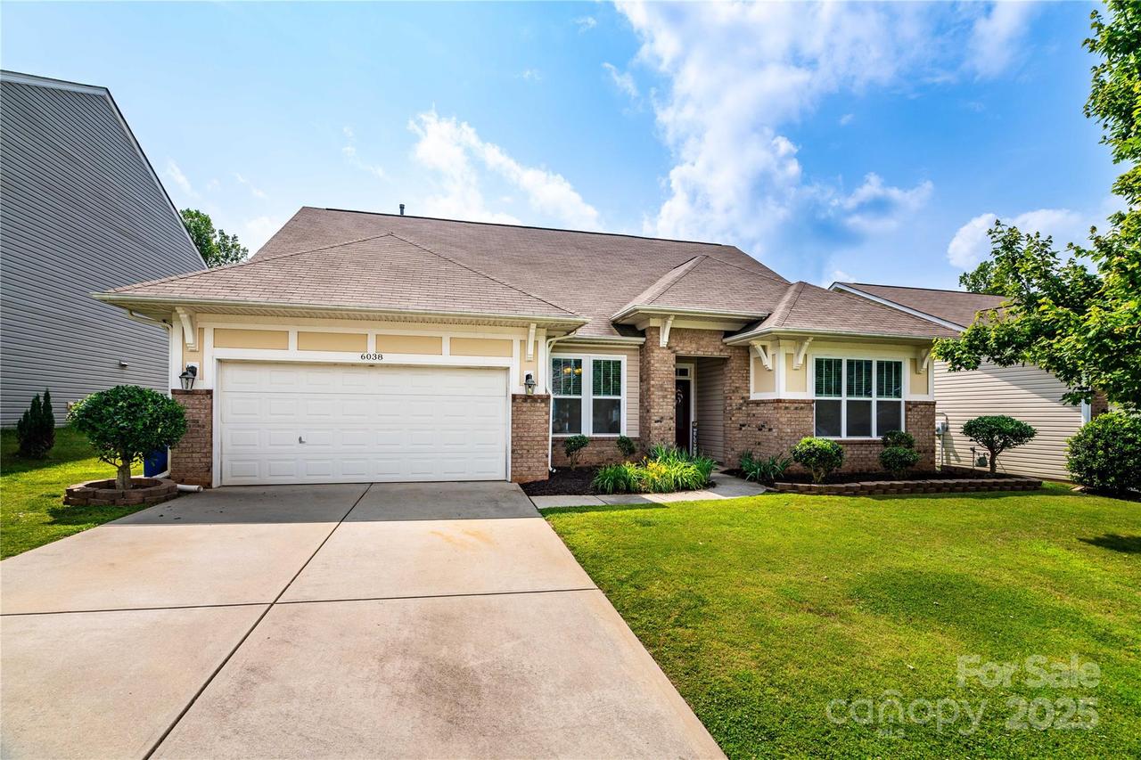 6038 Durango Way, Denver, NC 28037