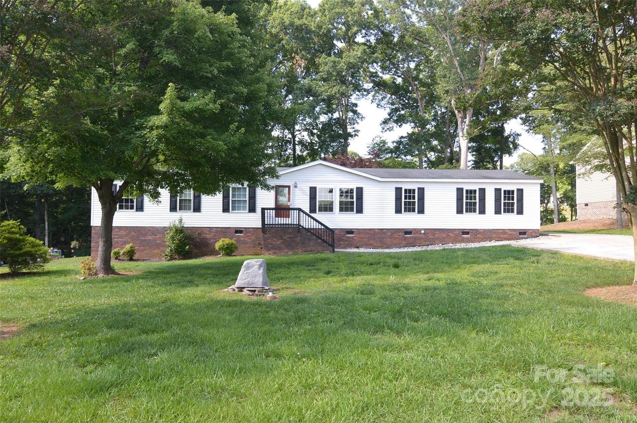 14335 Saint Johns Dr. #83, Stanfield, NC 28163