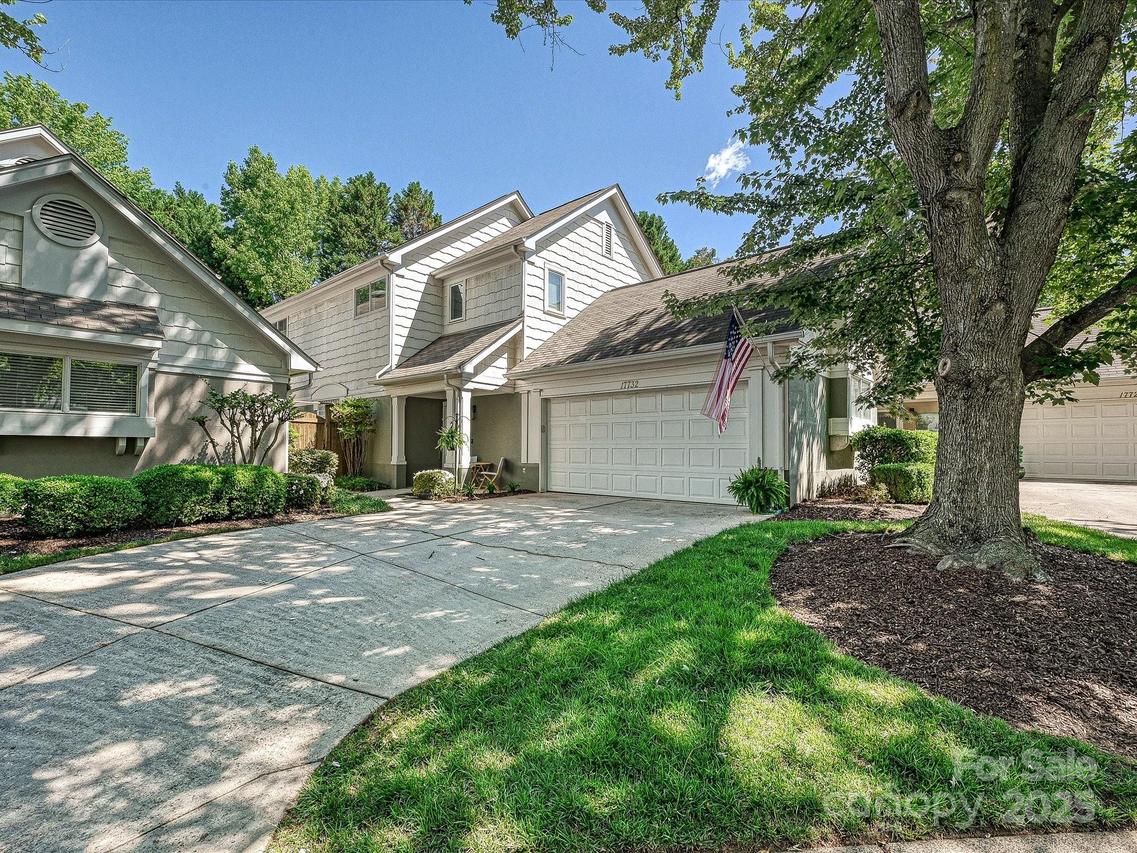 17732 Kings Point Dr., Cornelius, NC 28031