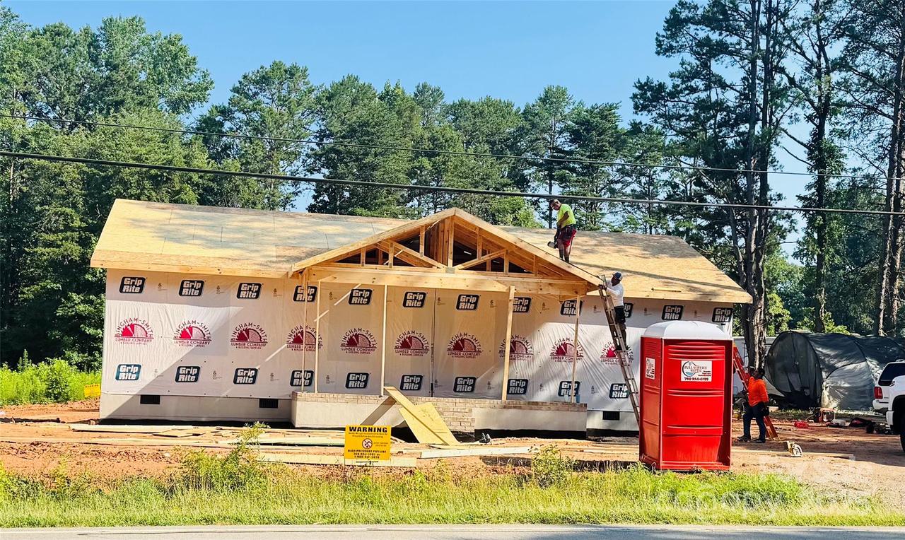 2220 Mooresville Rd., Salisbury, NC 28147