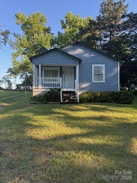 241 Hamrick Dr., Ellenboro, NC 28040