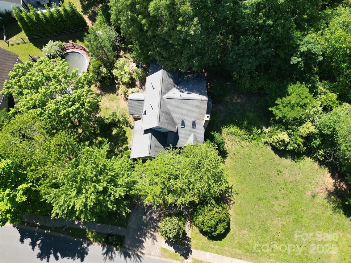 20807 Willow Pond Rd., Cornelius, NC 28031