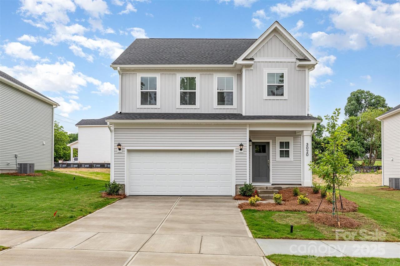 2023 Sadler Woods Ln., Charlotte, NC 28214