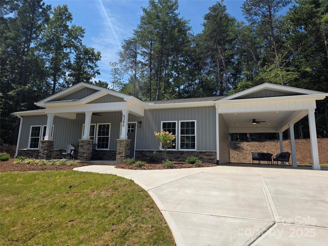 6386 Cathedral Dr., Granite Falls, NC 28601