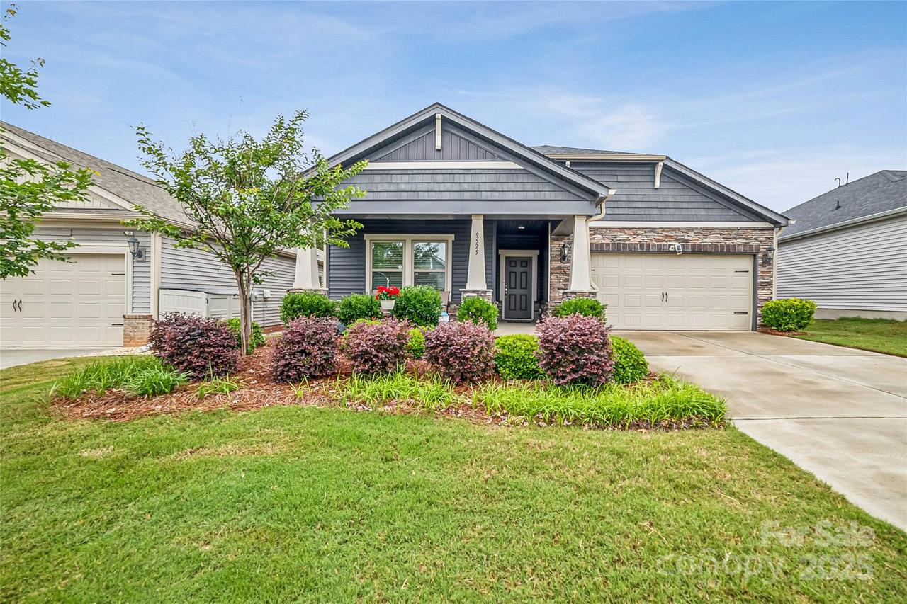 9525 Festival Way, Charlotte, NC 28215