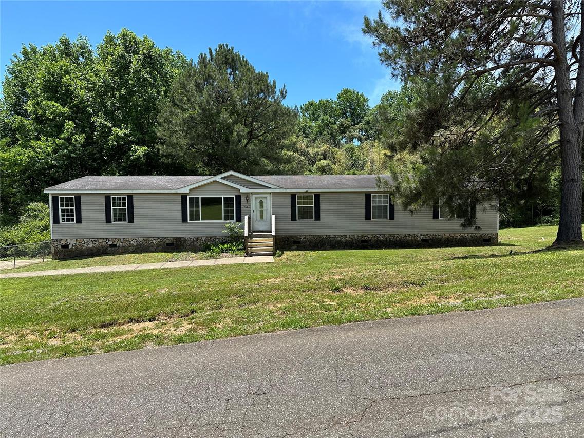 9044 Forington Ln., Gastonia, NC 28056