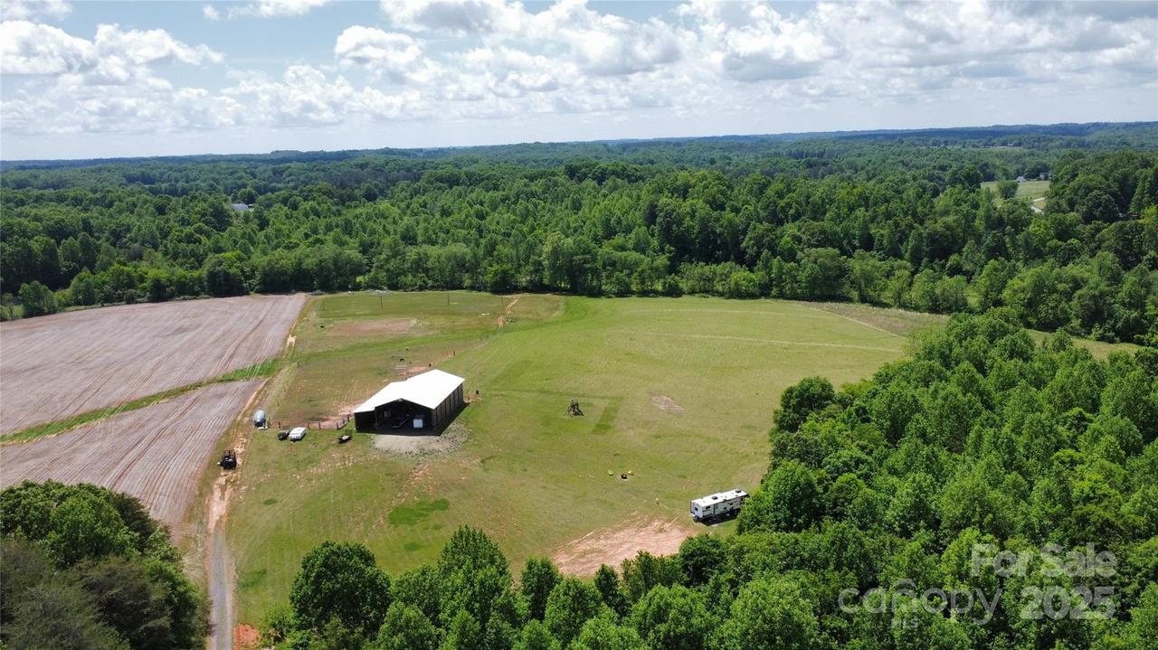 508 Abbeydale Rd., Harmony, NC 28634
