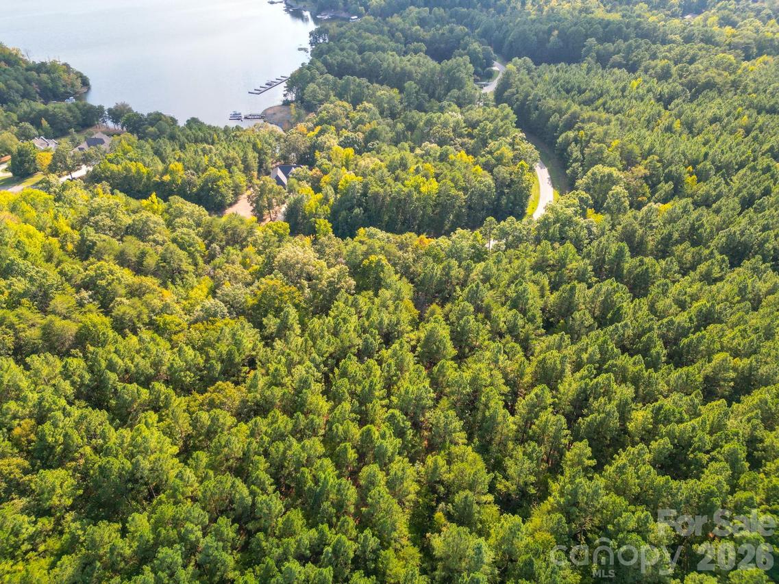 222 Mallard Dr., New London, NC 28127
