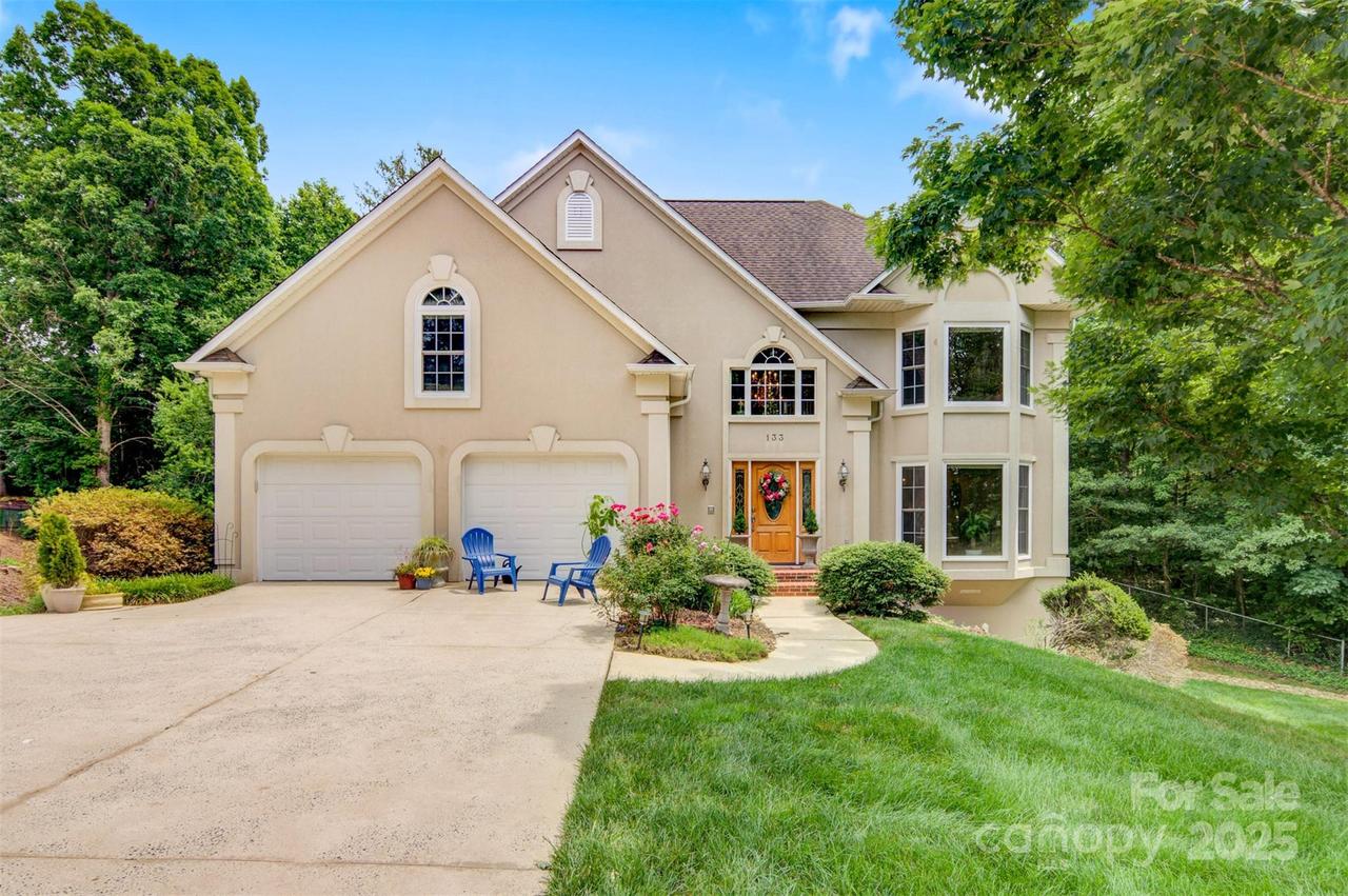 133 37th Avenue Pl., Hickory, NC 28601