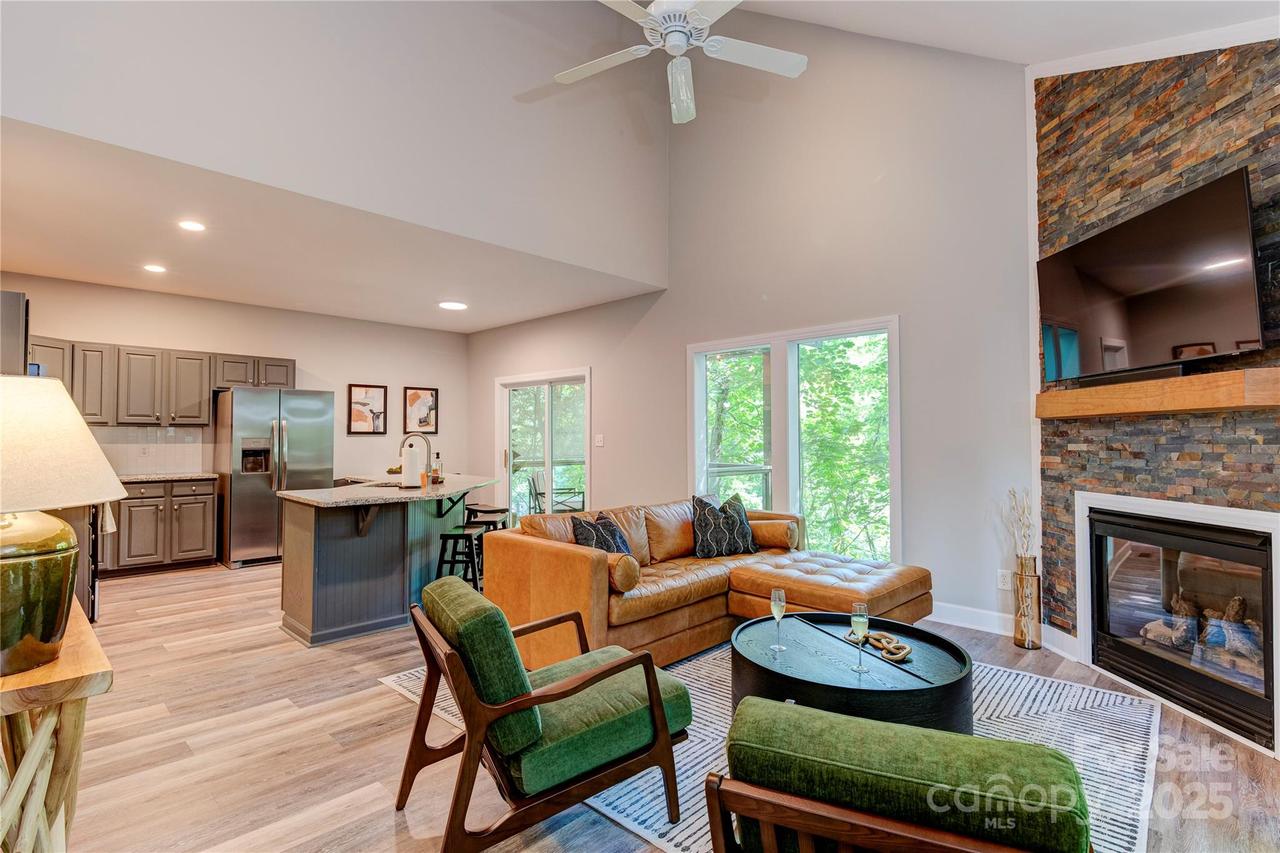 145 Inn At Crestwood Dr., Boone, NC 28607