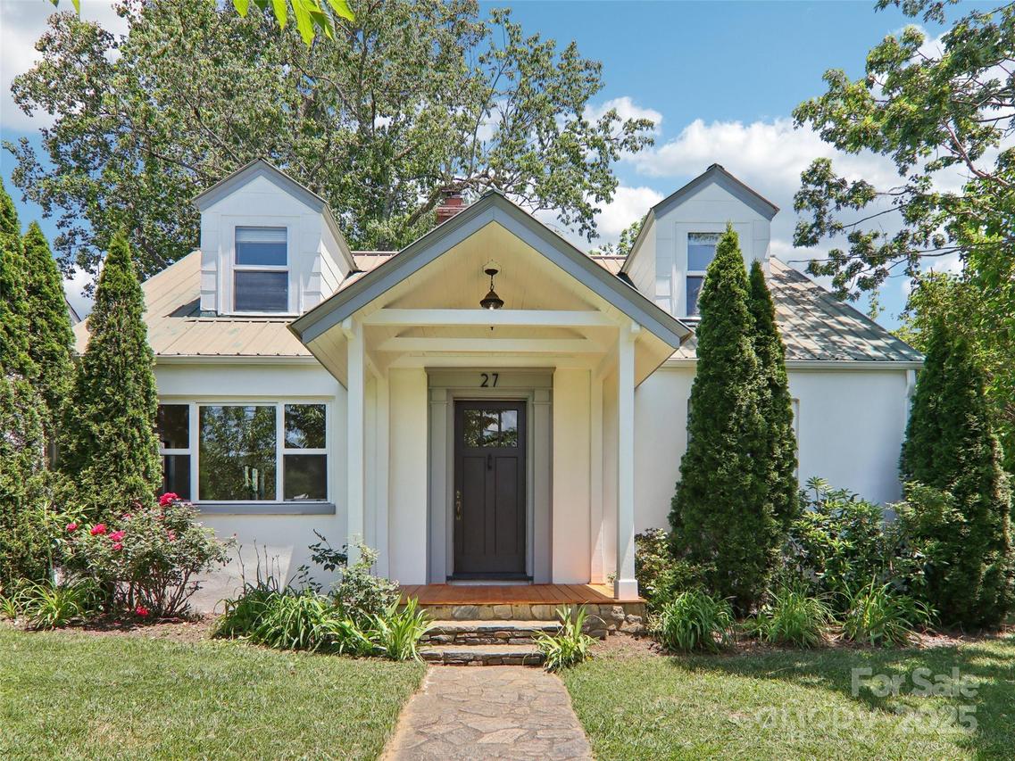 27 Alabama Ave., Weaverville, NC 28787