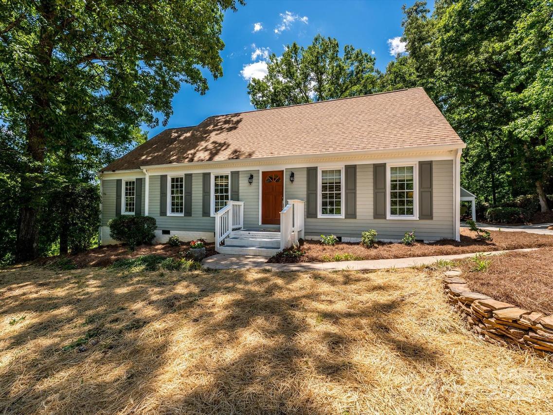 7356 Terrace Dr., Charlotte, NC 28211