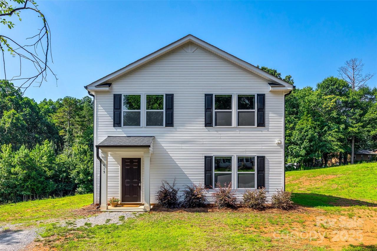415 Kickapoo Ave., Gastonia, NC 28056