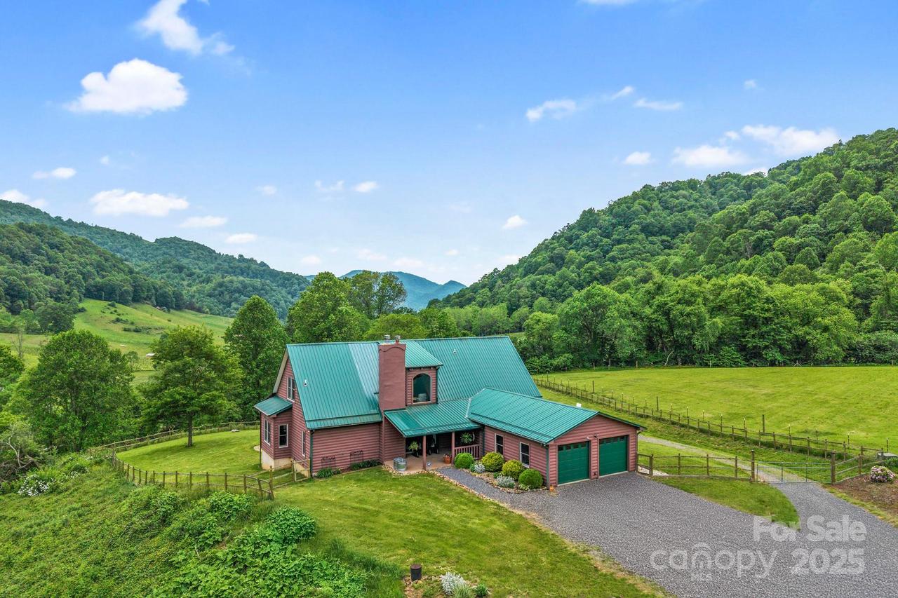 101 Trinity Dr., Clyde, NC 28721
