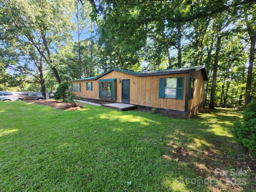 2461 Ridgecrest Dr., Stanley, NC 28164