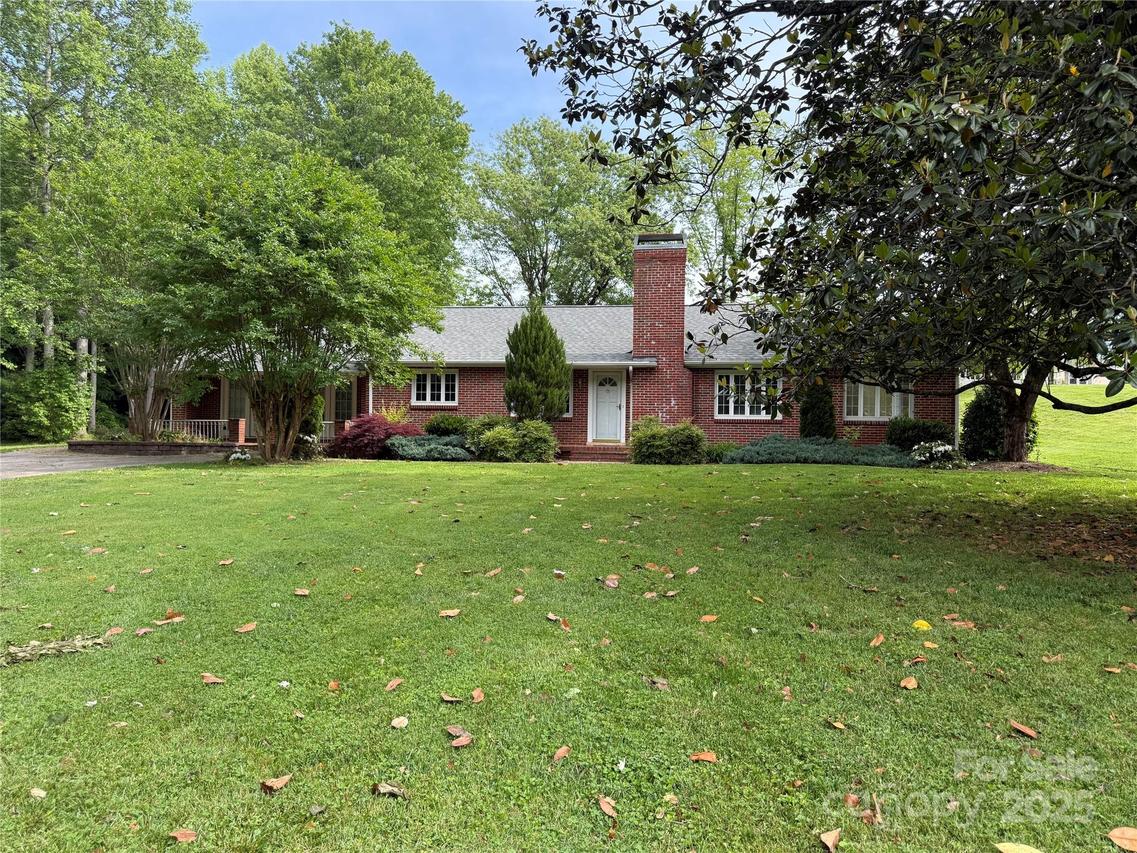 3586 Us 70 Rd., Marion, NC 28752