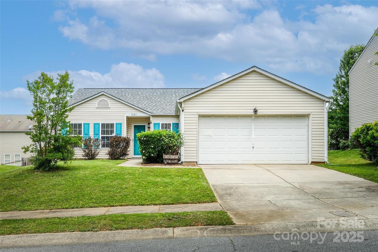 9623 Duxford Ln., Charlotte, NC 28269