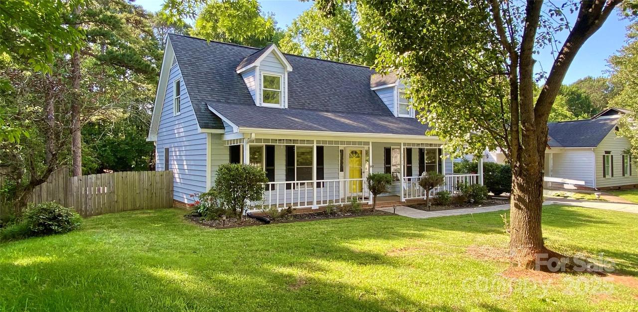 8742 Rittenhouse Cir., Charlotte, NC 28270