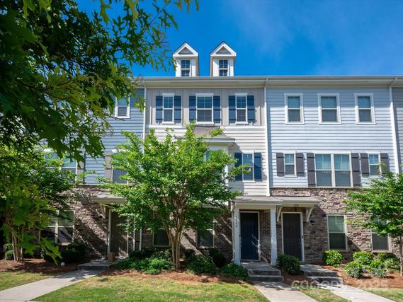Homes Just Sold That Attend Starmount Academy of Excellen: July 8th to July 14th
