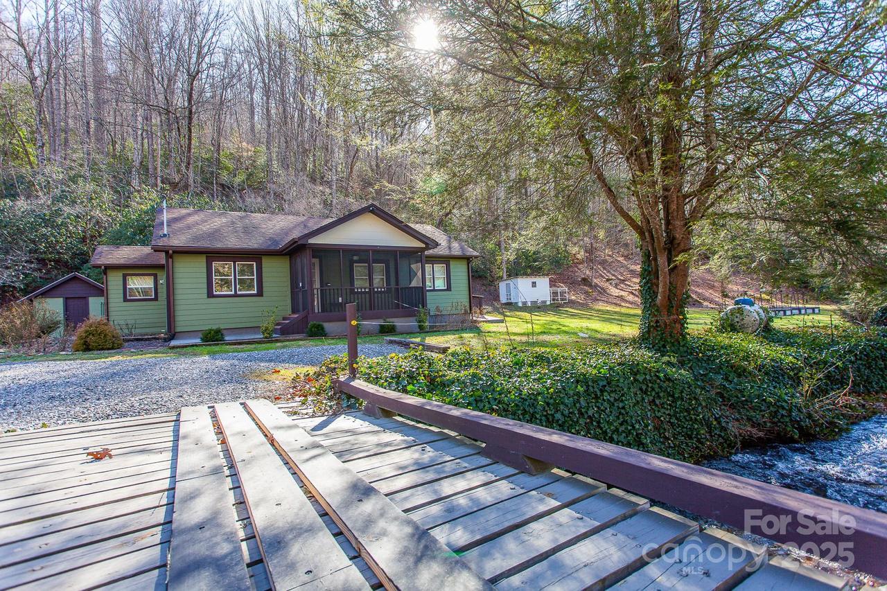 7150 Yellow Creek Rd., Robbinsville, NC 28771