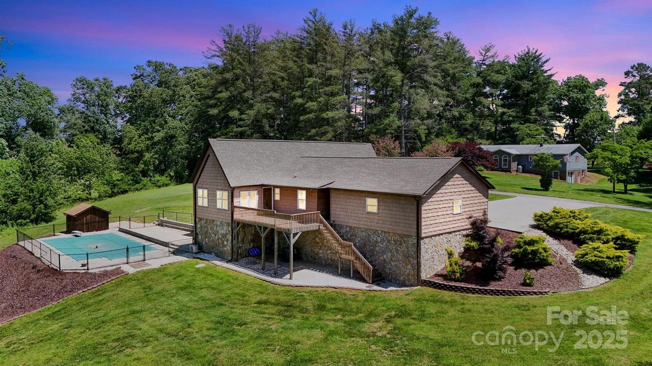 4962 Serenity Ln., Granite Falls, NC 28630