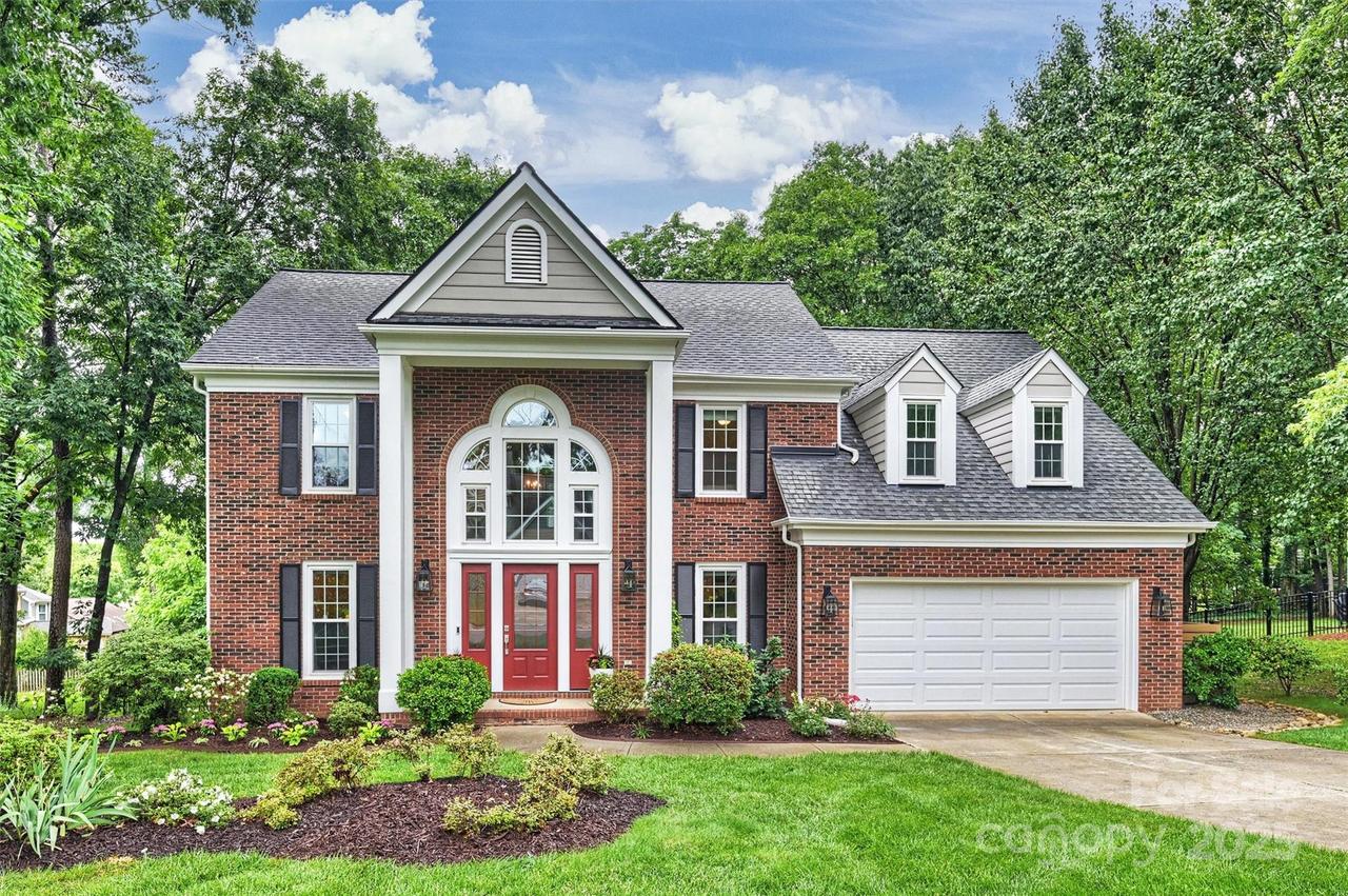 6722 Elmstone Dr., Charlotte, NC 28277