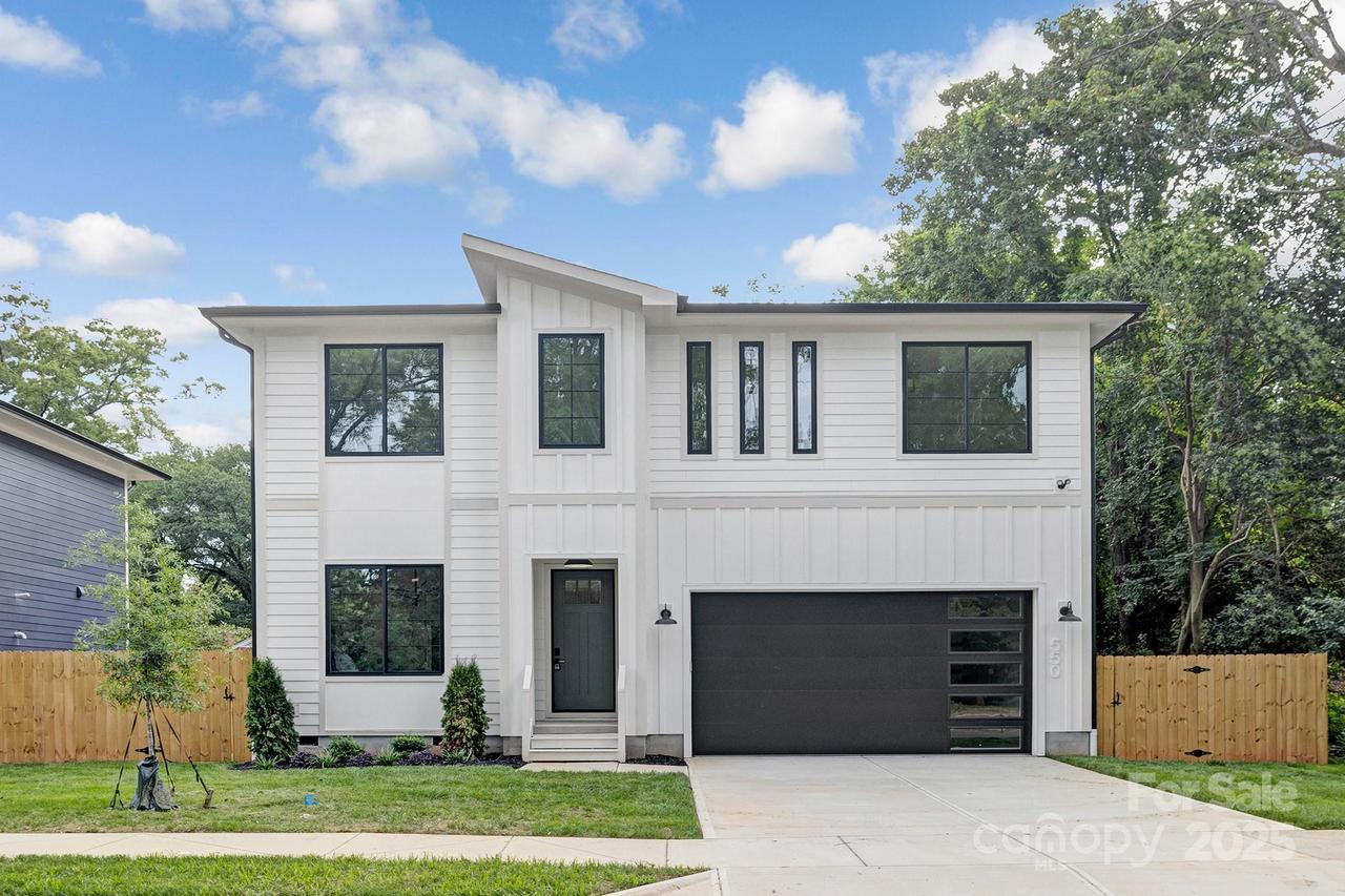 550 W Cama St., Charlotte, NC 28217