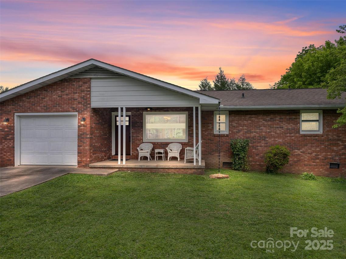 158 Fisher Rd., Brevard, NC 28712