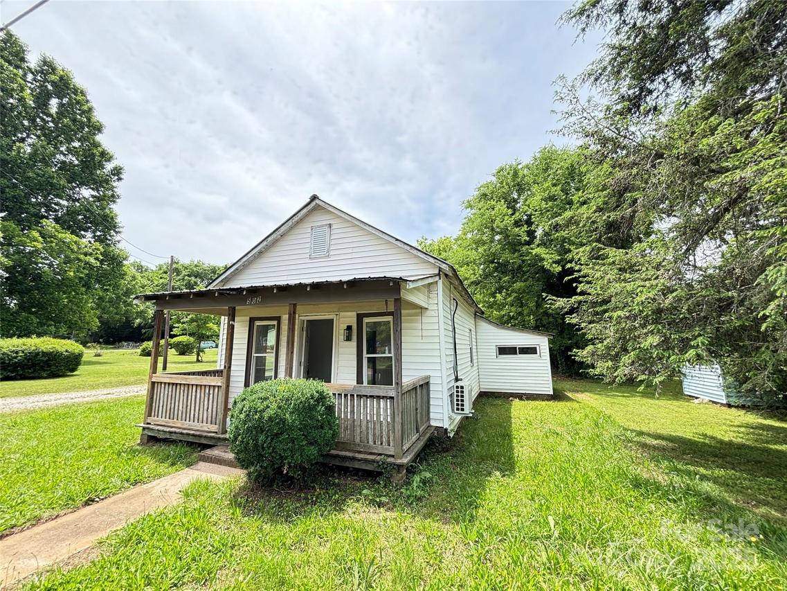 502 E Main St., Cleveland, NC 27013