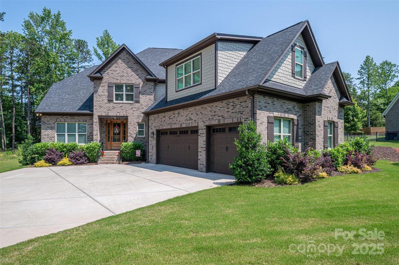 4143 Willow Haven Dr., Denver, NC 28037