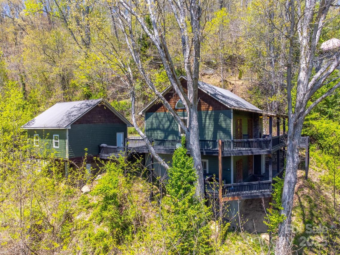 315 Black Bear Crossing, Bryson City, NC 28713