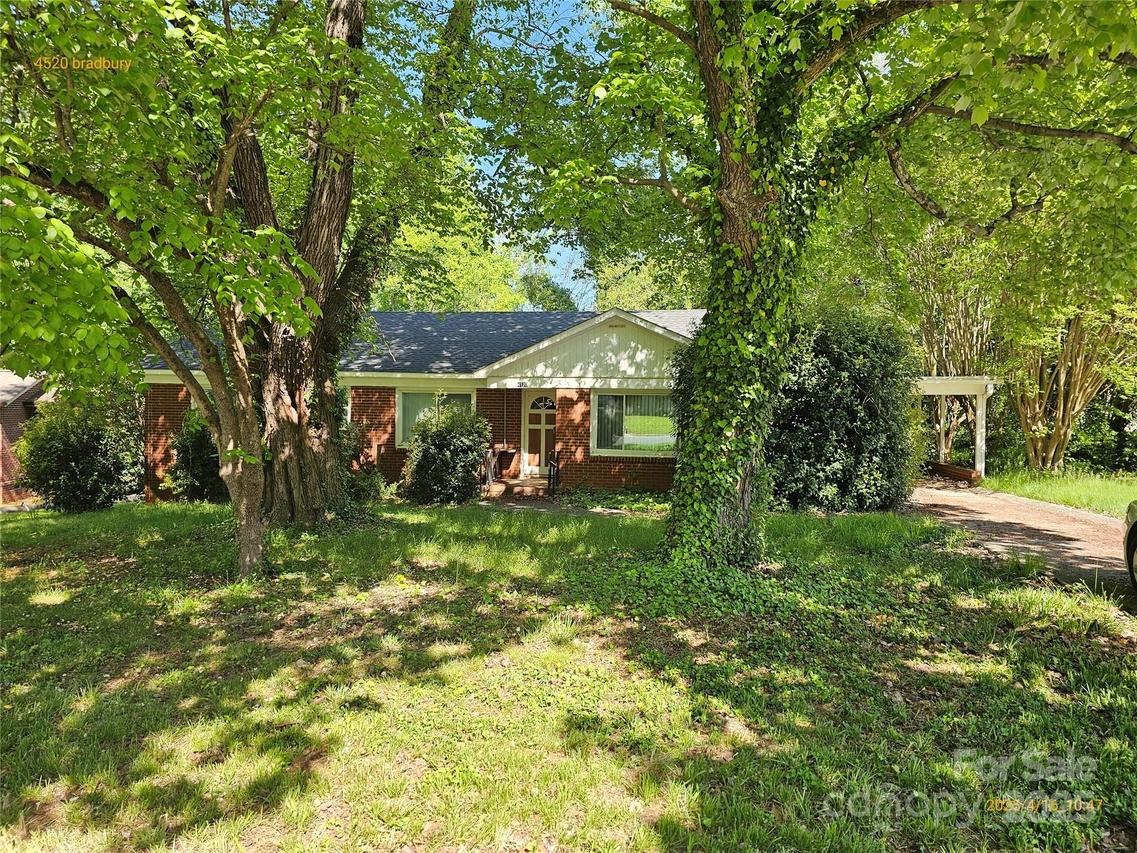 4520 Bradbury Dr., Charlotte, NC 28209