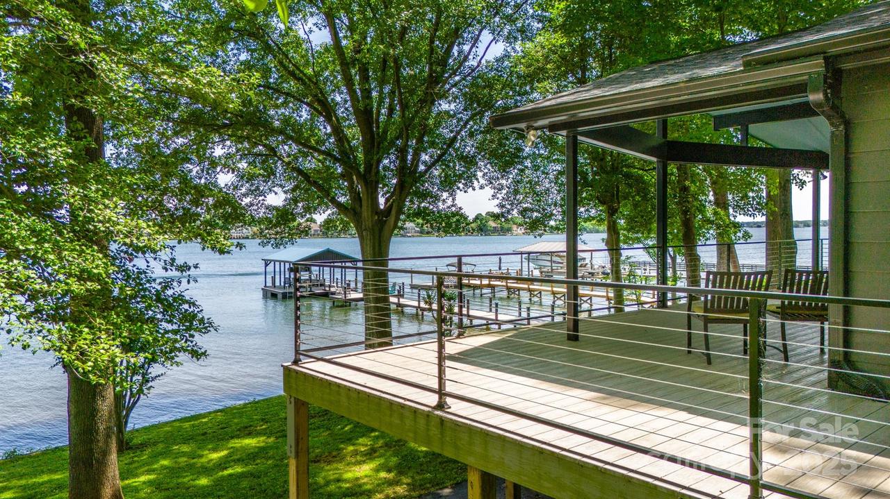 3248 Lake Shore Rd., Denver, NC 28037