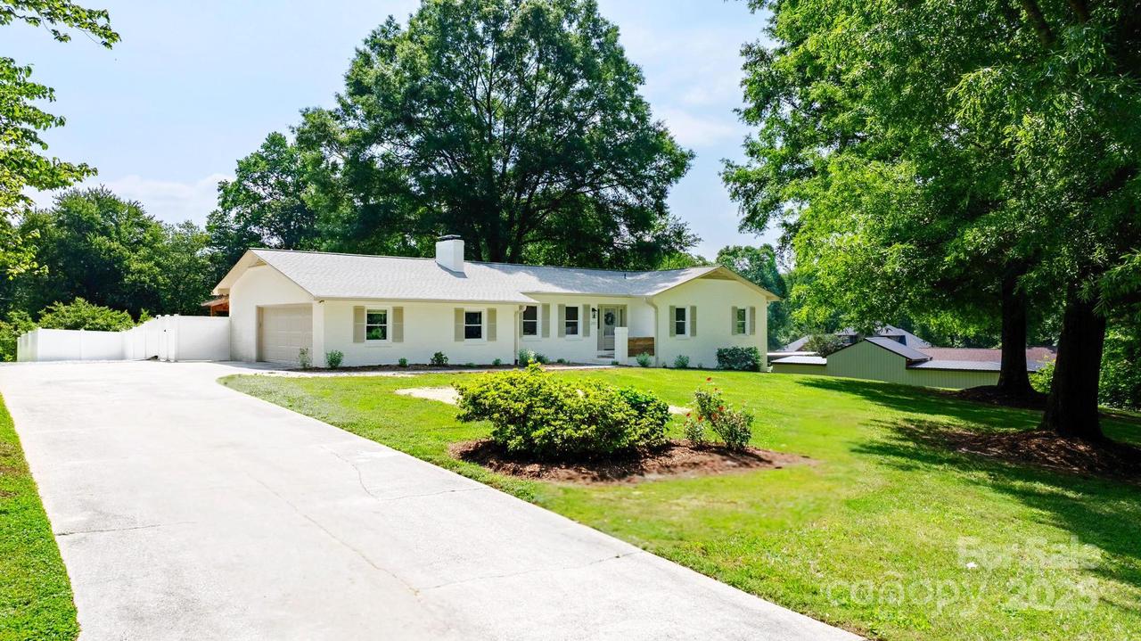 201 Forest Rd., Taylorsville, NC 28681