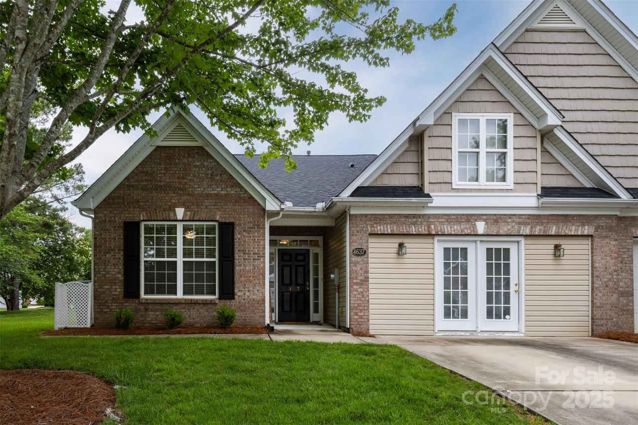 4637 Willow Glen Rd., Harrisburg, NC 28075