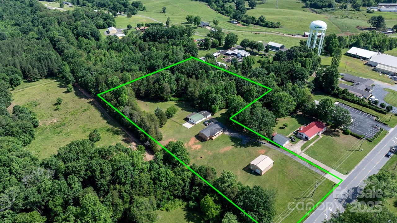 3423 S Hwy 127 Hwy., Hickory, NC 28602