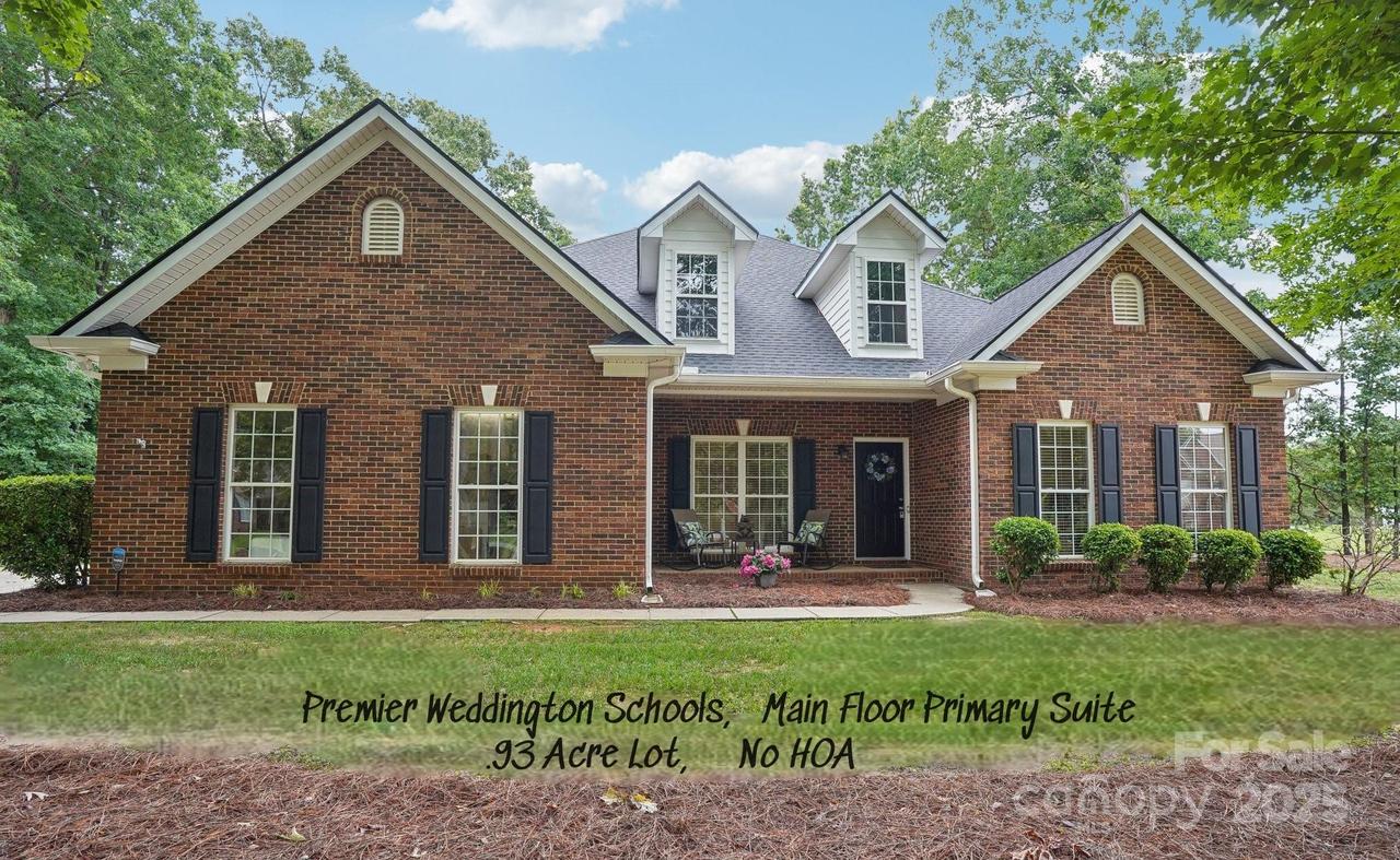 105 Prairie Rose Ct., Waxhaw, NC 28173