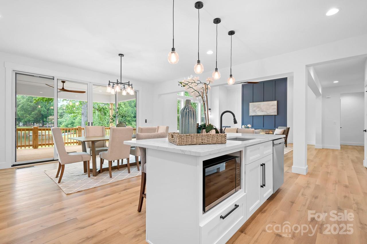 106 Arbor Dr., Waxhaw, NC 28173