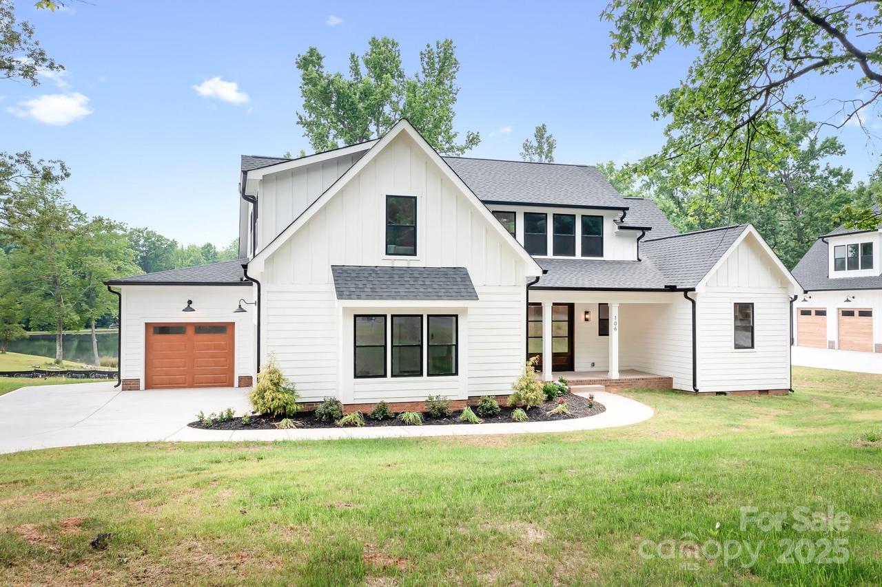 106 Arbor Dr., Waxhaw, NC 28173