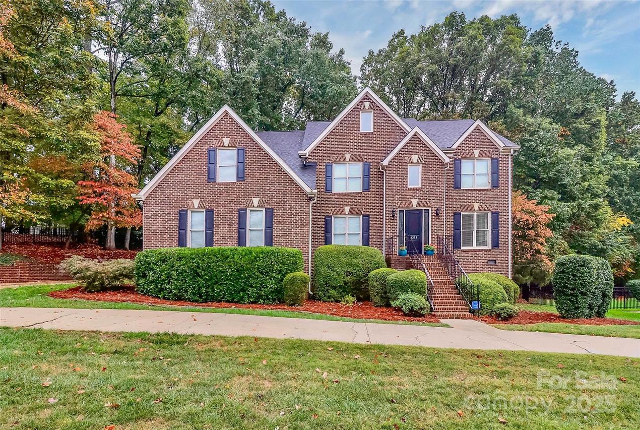 4213 Rosecliff Dr., Charlotte, NC 28277