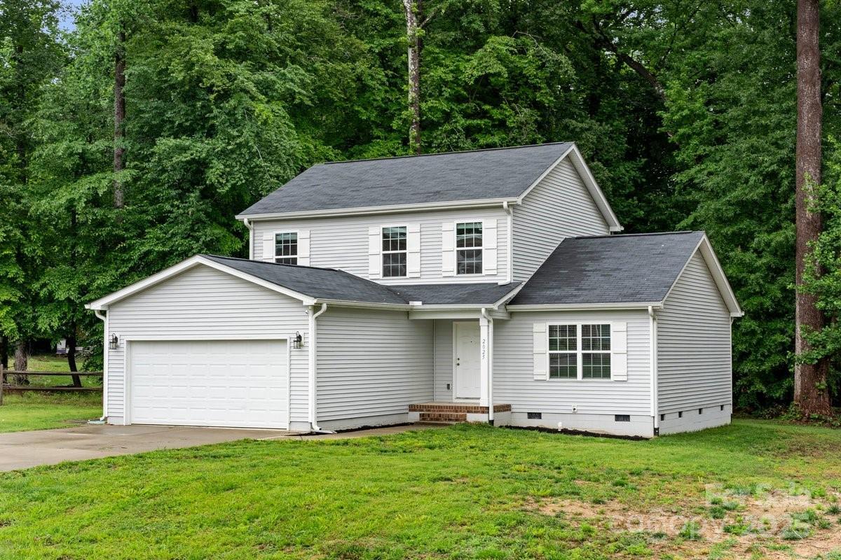 2025 Slater Rd., Charlotte, NC 28216