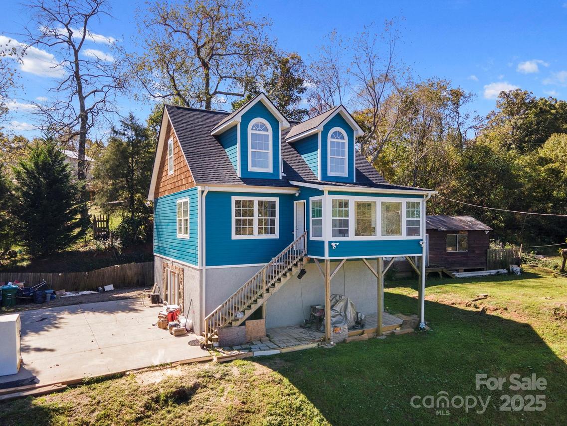 119 Aurora Vista Dr., Asheville, NC 28806