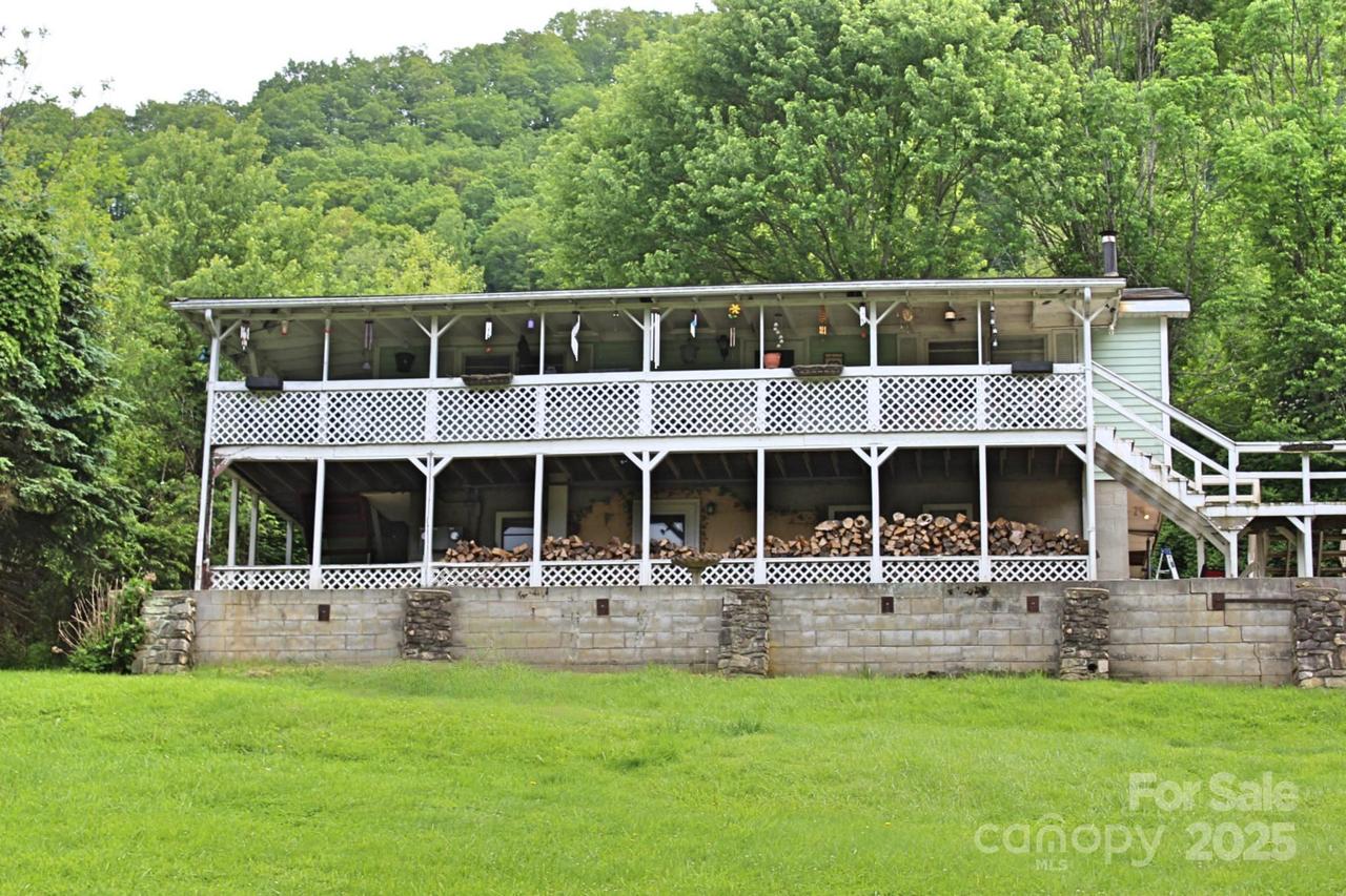 75 Unity Dr., Waynesville, NC 28786