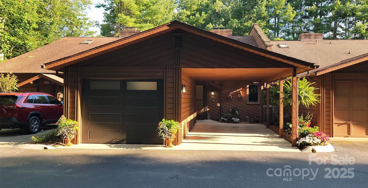308 Woodfield Dr., Asheville, NC 28803