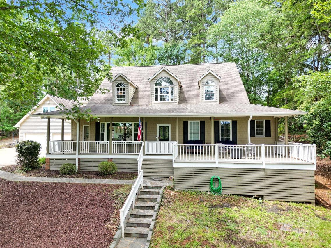 832 Kemp Rd., Mooresville, NC 28117