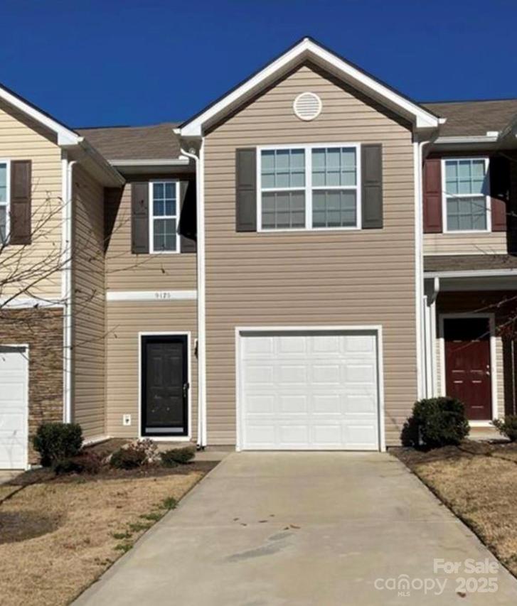 9170 Bradstreet Commons Way, Charlotte, NC 28215