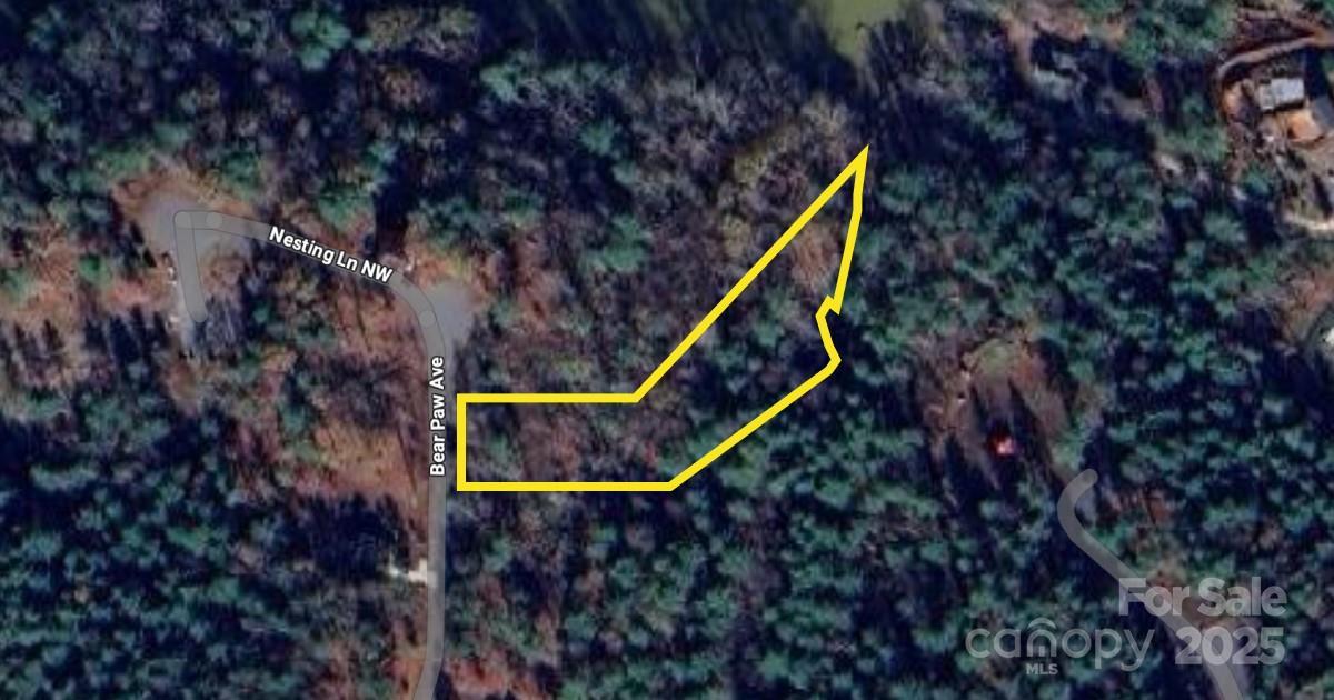 3176 Bear Paw Ave., Valdese, NC 28690