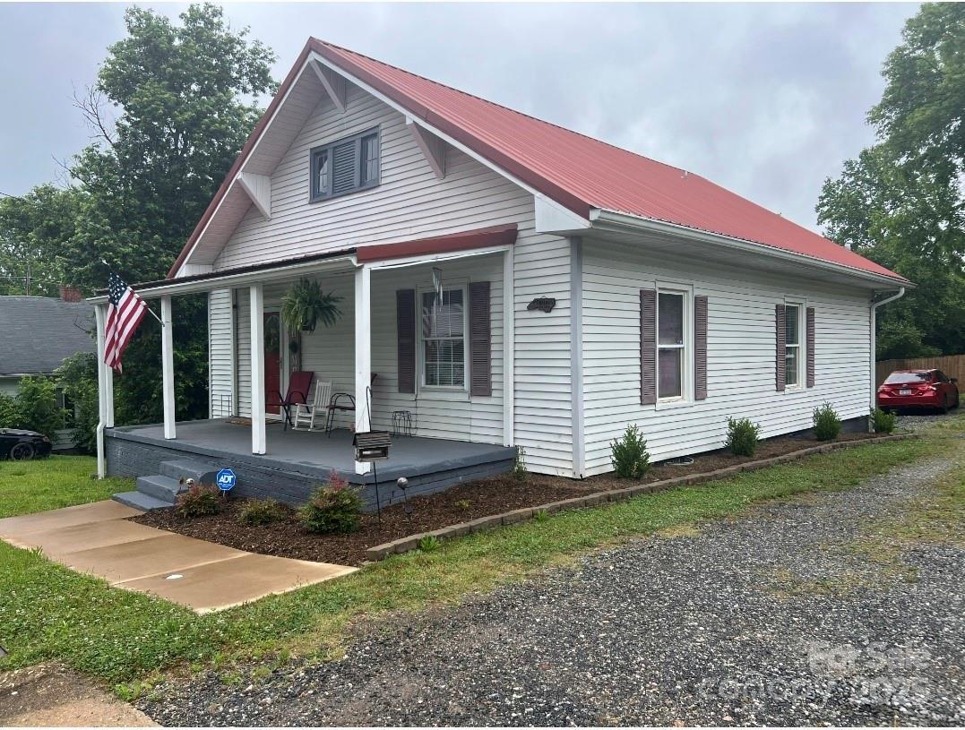 23 Pearl St., Granite Falls, NC 28630