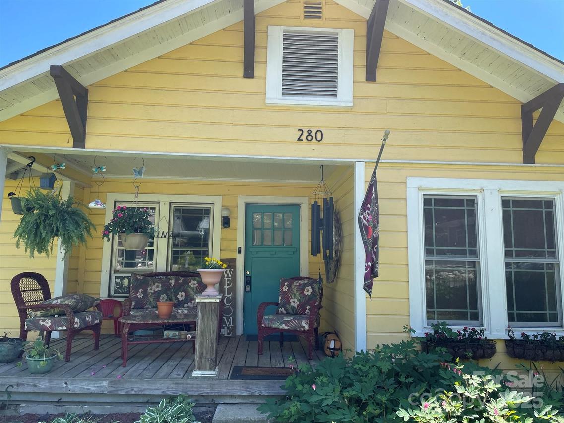 280 Walnut Ave., Spruce Pine, NC 28777