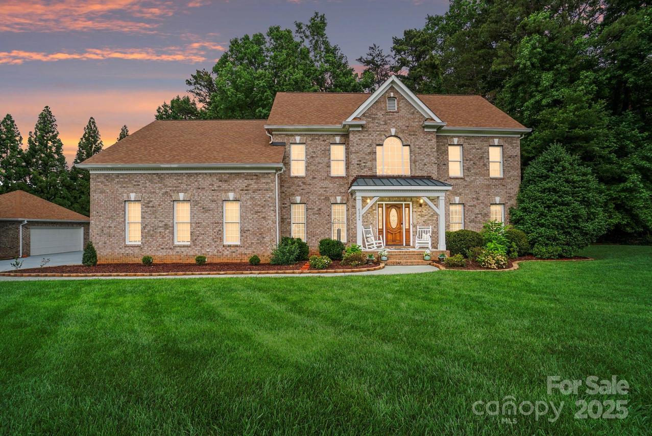 6324 Old Fox Hunt Ln., Mint Hill, NC 28227